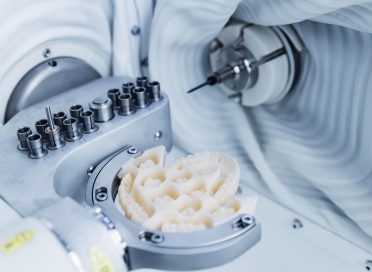 Cnc,Machine,Crafting,Dental,Prosthesis,With,Precision,Technology.